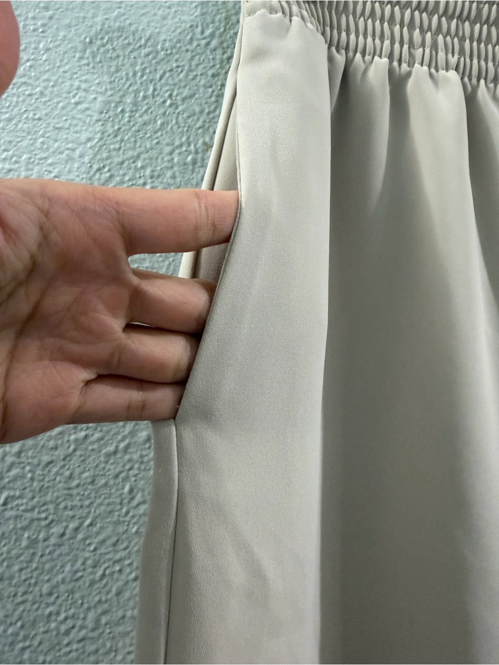 Aritzia Babaton Parker Palazzo Pant - Studio Drape - Picture 9 of 12